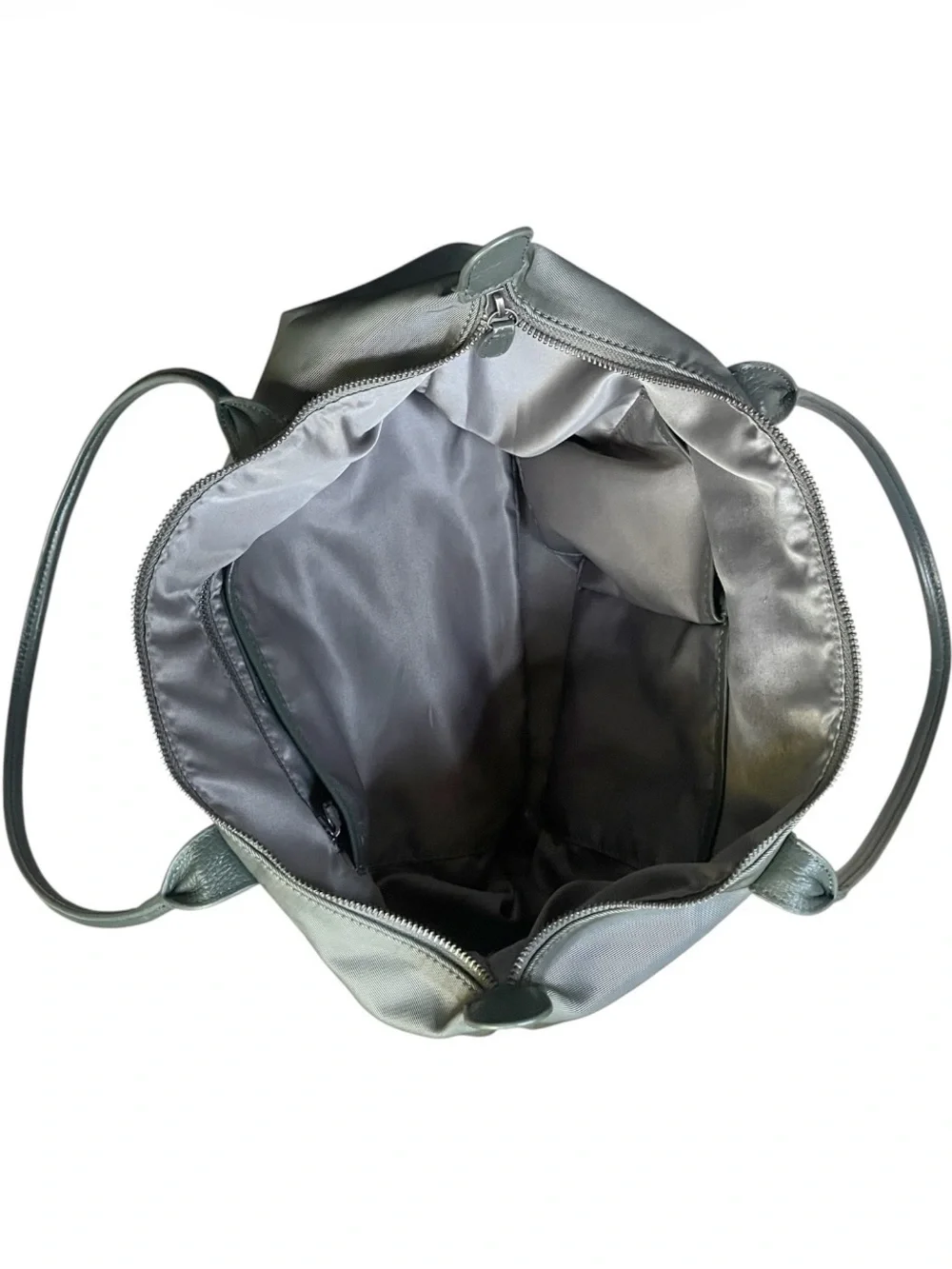 Doris & Jacky Lightweight Tote Bag in Sage Green